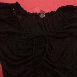 Black No Boundaries Cropped Shirt 🖤